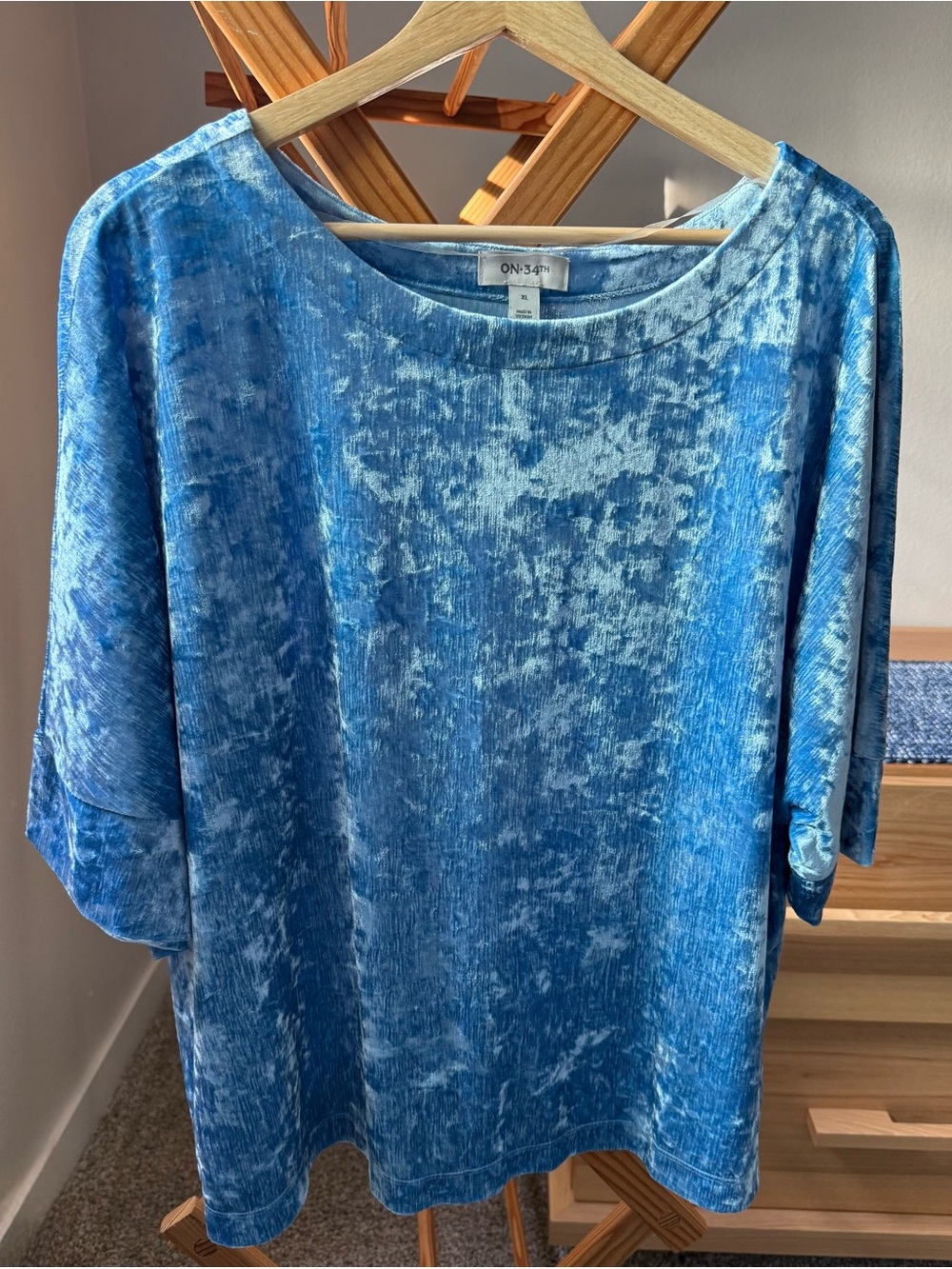 On 34th Women’s Blue Crushed Velvet Short Sleeve Top